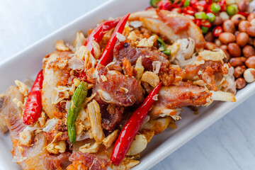 Fried Fermented Pork and Chili with Garlic