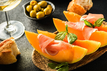 melon with parma and olives