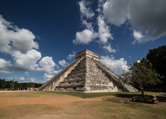 chichen itza pyramid