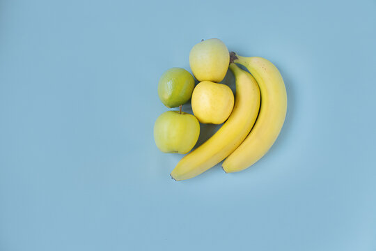 set of yellow fruits for juice, banan, laym, yabloki
20 / 5 000
Результаты перевода
Перевод
banana, lime, apples