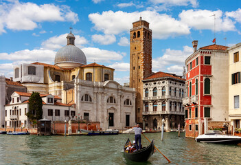 Fototapeta na wymiar San Geremia (Chiesa dei Santi Geremia e Lucia) church on Grand canal, Venice, Italy