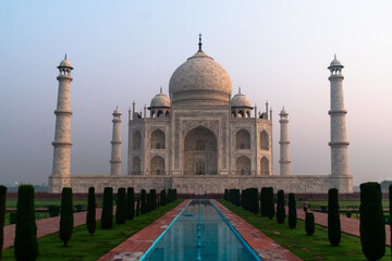 Fototapeta na wymiar Agra, India - October 19th, 2022 : Sunrise at Taj Mahal