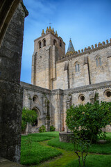 Fototapeta na wymiar Architectural details of the pretty gothic cathedral of Evora, Portugal
