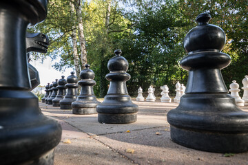 große Schachfiguren
