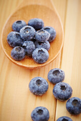 blueberries on wooden background, blueberries	