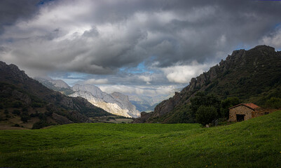 Fototapeta na wymiar Asturias Picos de Europa