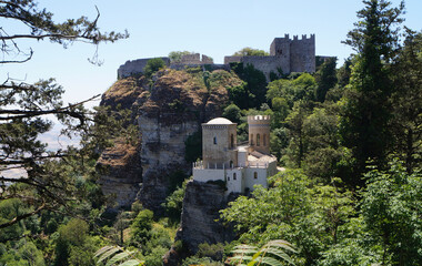 Fototapeta na wymiar Venere Castle, Erice, Sicily, Italy