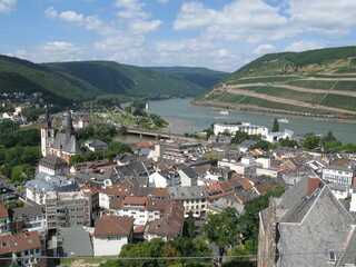 Blick auf Bingen mit dem Rhein