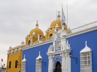 Obraz premium Plaza de armas en Trujillo, Peru