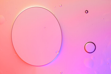 Top view movement of oil bubbles in the liquid