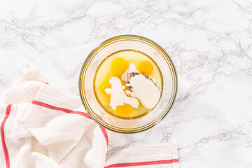 Bacon and cheese egg muffin