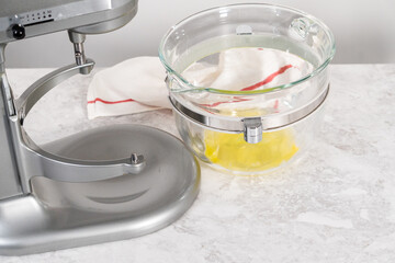 Unicorn meringue pops