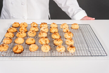 Coconut cookies