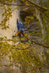 autumn crack climbing in Ettringen, Germany on Basalt rock in a small finger crack