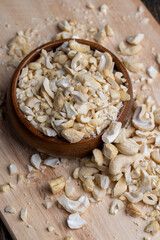 Obraz na płótnie Canvas Fresh peeled cashew nuts on the table