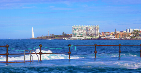 Piscinas de Bajamar, Tenerife © Bentor