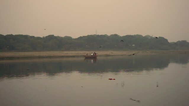 Boat tour of Yamuna river, Agra, India