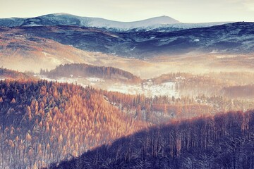 Górskie zimowe krajobrazy - obrazy, fototapety, plakaty