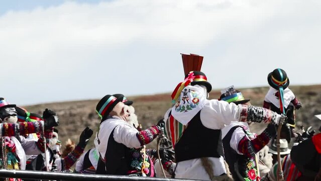 Beautiful video of folkloric dancers dancing the "Tunantada" in traditional dress, representing Peruvian culture. (Yauyos, Jauja)