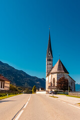 Fototapeta na wymiar Beautiful alpine summer view with the famous church Saint Leonhard near Kundl, Tyrol, Austria