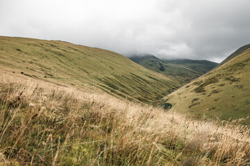 Obraz premium Lake District hills cloudy conditions