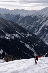 Fototapeta na wymiar Schneeschuhwanderung in Kals am Großglockner