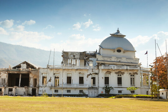 Earthquake damage Haitian Parliament