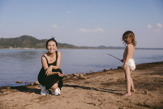 Mun and daughter
