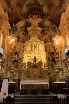 Altar of the Santa Efigenia dos Pretos church at dawn, Ouro Preto, MG, Brazil
