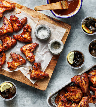 Grilled chicken wings
