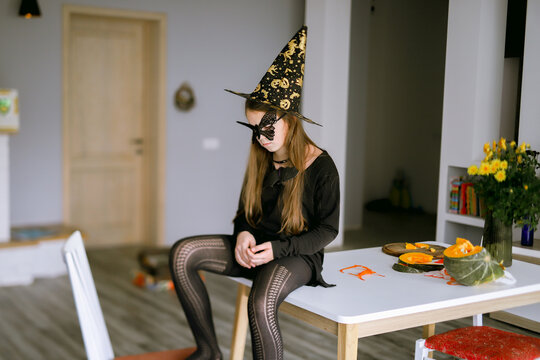 
    sad witch in the kitchen














