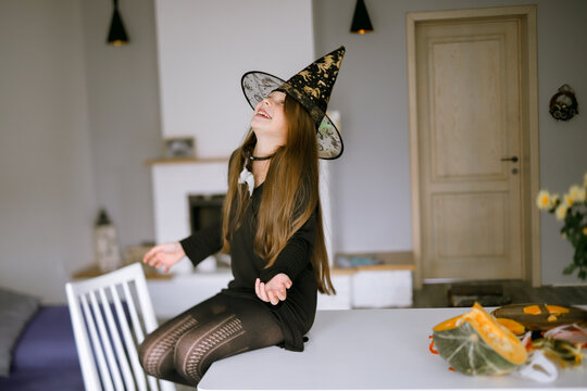 funny witch at home











