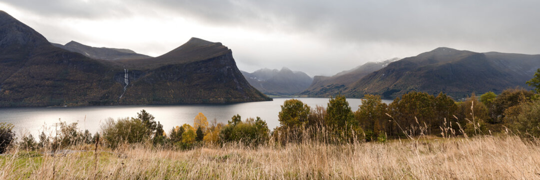 Romsdalsfjorden Autumn M&Atilde;&cedil;re og Romsdal Norway