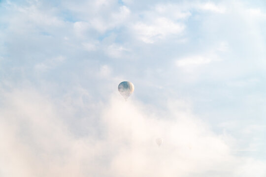 Background Hot air balloon clouds