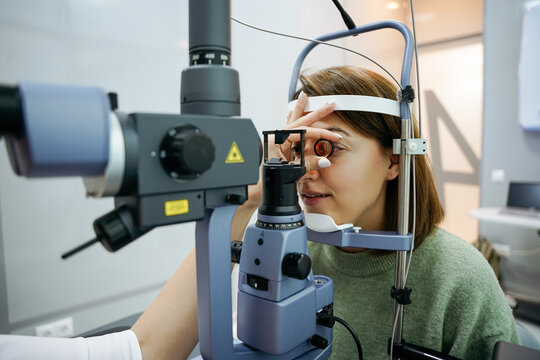 Ophthalmologist's Clinic