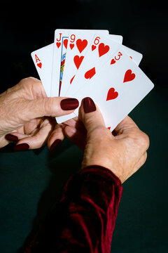 Gambling Winning Hand 
