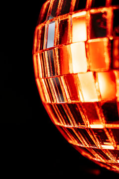 Mirror ball