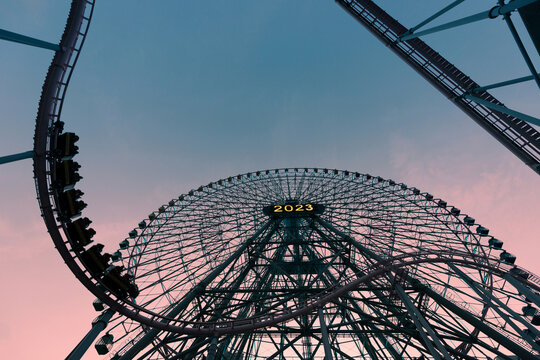 2023 Sign On Roller Coaster And Ferris Wheel Silhouette