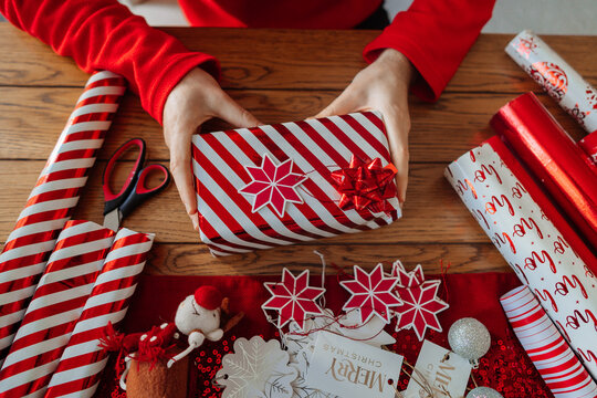 Christmas gift wrapping