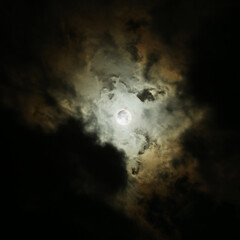 Obraz na płótnie Canvas moon with rainbow halo