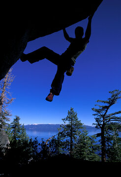 Man bouldering near Lake Tahoe, CA.