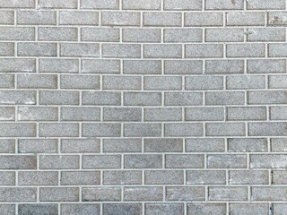 Obraz premium Sidewalk covered with paving slabs and snow