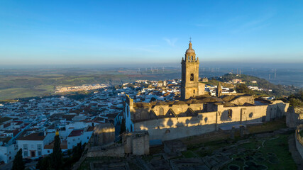 Fototapeta premium vista del amanecer en el municipio de Medina Sidonia, en la provincia de Cádiz, España