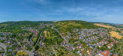 Panorama-Blick über Lauda und Oberlauda im Taubertal 