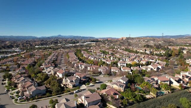 Aerial Drone Flyover Residential Homes In Suburban Valencia Neighborhood, Santa Clarita, USA