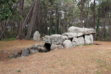 Fototapeta premium Mane Kerioned Dolmens also dolmen House of the Dwarfs - megalithic monument, Carnac