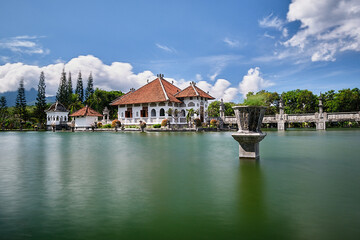 Fototapeta na wymiar Balinese Palace 