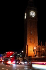 Big Ben in london city at night.