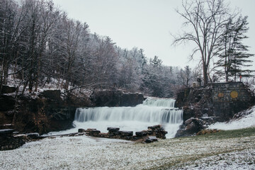 Fototapeta na wymiar Seneca mills falls