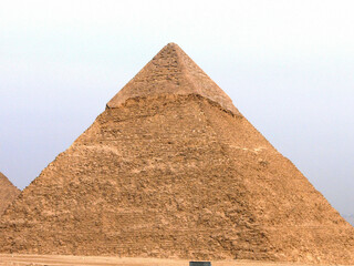 Obraz na płótnie Canvas Giza in Egypt, ancient pyramids and temples